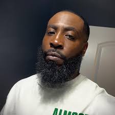 BossMan Dlow updated their profile picture.