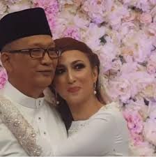 Kisah Maria Farida dan Karen Rahman
