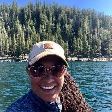 Heather Searles's Instagram, Twitter & Facebook