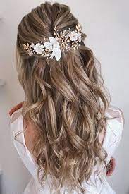 Acconciature sposa per capelli sciolti con fiori. Acconciature Sposa Capelli Lunghi Qual E La Tua Preferita