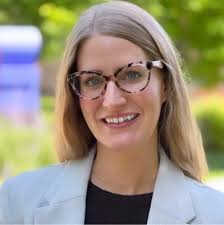 I just celebrated 3 Years with Hydrafacial last month and to say I've had a  blast is an understatement! So thankful for the wonderful people and  friends I've met along the way. |