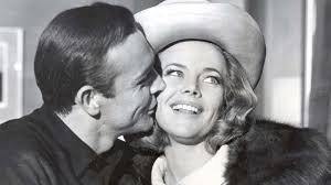 Bondbruden Honor Blackman död