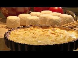 Recette D Ete La Tarte Au Crottin De Chavignol Youtube En 2020 Recette Crottin De Chavignol Dessert
