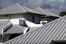 Blechdach Materialien Ausfuhrungen Aufbau Und Preise Im Check Blechdach Blechdach Haus Metalldach