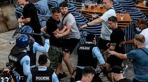 City's mayor tells ssn fans were involved in minor clashes with police on thursday night; Manchester City And Chelsea Fans Clash With Riot Police In Porto Sport The Sunday Times