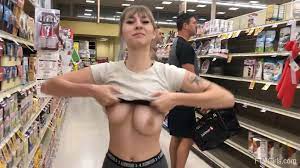 Happy blonde flashing at the grocery store!