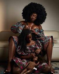 Epingle Par Bison Sama Sur Mboka Mboka De Village En Village En 2021 Coiffure Mode Beautes Noires Beaute Noire