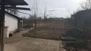 , vanzare vand casa in ludus compusa din bucatarie , doua dormitoare , baie , terasa. For Sale House Ludus Mures Romania Strada Nicolae Grigorescu 74 Romania Realigro Com