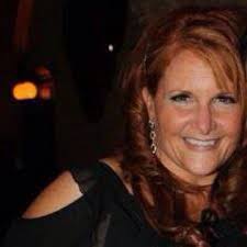 Susan Dowd's Instagram, Twitter & Facebook