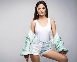 Hilal altinbilek - 69 photo