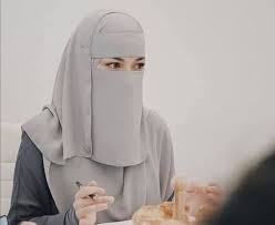 Download mp3 neelofa pu riz dan video mp4 gratis. Woman Faces Legal Action For Slandering Malaysian Tv Presenter And Entrepreneur Neelofa Asia Newsday