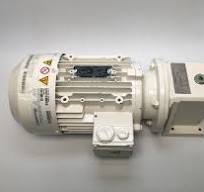 Siemens D-91056 Motor w/ Stober 1951942 Gearbox 1LA7090 ...