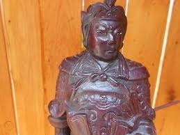 The guan yu statue is a large monument to chinese war god guan yu located in jingzhou, china. Carved Chinese Rosewood Guan Gong God Of War Statue 1634801516