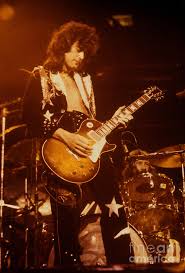 Led zeppelin at a shrine in hiroshima, september 26th, 1971. The Best Jimmy Page Outfits Throughout His Career What S Your Favorite Updated Ledzeppelin