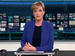 The latest news, sport & entertainment for wales. Itv News At Ten Presenter Julie Etchingham Calls For Action Over Utterly Unacceptable Gender Pay Gap Figures