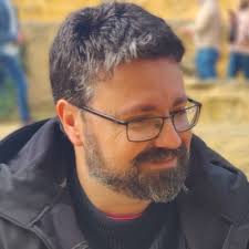 Daniel Iriarte (@Danieliriarteo)