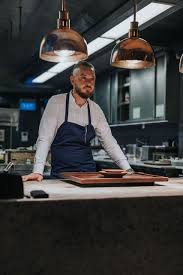 All ratings have been carried forward from the 2020 guide, as michelin has decided to postpone their 2021 guide for the time being. T Cur7on71y8dm
