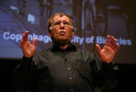 Jan gehl, renowned danish architect, urban design consultant and champion of the human scale, is a great believer in walking. Jan Gehl Wikipedia