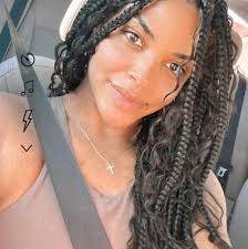 Are there any places in Vacaville that offer Russian manicures?