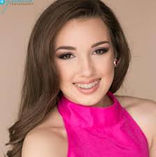 Olivia Travis, Miss WV Jr. High America 2018