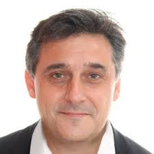 Emma Batres O'brien (@emmaBObrien)