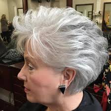 They are fortunate as they can pull off any hairdo with ease. 80 Best Hairstyles For Women Over 50 To Look Younger In 2020
