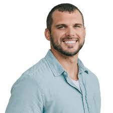 Lisa Rathel's Instagram, Twitter & Facebook