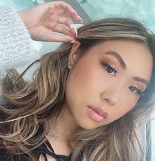 Jenny Romano's Instagram, Twitter & Facebook