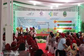 Dengan menyediakan lapangan pekerjaan yang luas untuk. Ibu Negara Bersama Oase Kk Sosialisasi Iva Test Di Pt Kahatex Antara News Jawa Barat