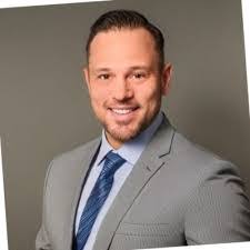 Scott Knaack's Instagram, Twitter & Facebook