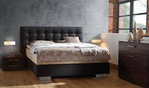 Boxspringbett 140x200 Selber Bauen In 2020 Wandfarbe Rot Wasserbett Bett Selber Bauen