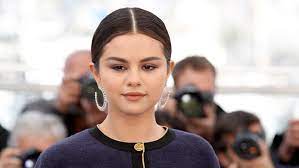 Wenn du sie also auch grüßen willst, dann bist du hier auf der perfekten plattform. Selena Gomez Tranen Drama Am Geburtstag Intouch
