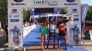 Descubre esta impresionante casa de campo inglesa del siglo xviii y adéntrate en su maravilloso estilo inglés de época y contemporáneo. Victoria Del Combinado Capitaneado Por Chema Martinez En El Subaru Triatlon Cross Marca Com