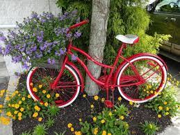 pin by suzie zaki on صور عجلة وبوكيه ورد garden crafts outdoor garden bicycle