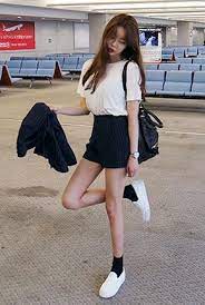 Pin By Lhes Solis On Korean Style Korean Fashion Summer Summer Fashion Outfits Korean Fashion