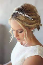 Chignon mariage boucle coiffure mariage cheveux long coiffure. Kate Beckinsale August 1987