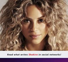 Shakira Social Show Hair Styles Haircuts For Curly Hair Balayage Hair Blonde Long