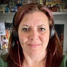 Andrea Downard's Instagram, Twitter & Facebook