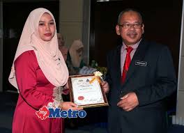 Cikgu suraya tayar basikal pancit full movie. Cikgu Suraya Diiktiraf