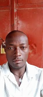 MECHANIC WANTED We have a vacancy for a Mechanic with a quick start date.  We offer an excellent rate of pay for the right person. Experience in: Fast  Fit MOT Major Repairs/