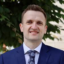 Hannah Tyson (@HannahRoseTys)