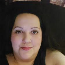 Jenny Dutton's Instagram, Twitter & Facebook