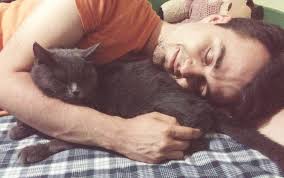 Nu vrei să arăţi ceea ce simţi şi nu îţi place să vorbeşti despre problemele şi grijile. Ce Inseamna Cand Visezi O Pisica Cu Pisici