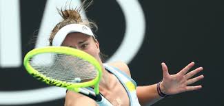 K tomu, aby mohla pozvednout nad hlavu poháry suzanne lenglenové a simonne mathieuové, nicméně vedla velmi dlouhá cesta. Tyden Cz Krejcikova Si Po Triumfu Vzpomnela Na Svuj Velky Vzor Novotnou