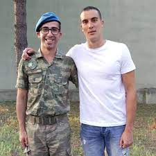 Golleri, asistleri, güçlü & zayıf yönleri ve mac ratingleri içeren son detaylı istatistiklerini gözden geçirin. Harun Tekin Uludag Sozluk Galeri