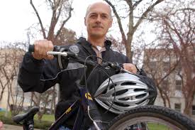 As fuel prices surge, bike business rolls along