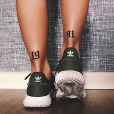 Dovme Tasarimlari Panosundaki Pin