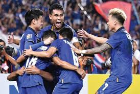 Sahabat satelit mania, dalam waktu yang tidak begitu lama lagi khususnya bagi anda pecinta sepak bola akan di suguhkan perhelatan pertandingan piala aff suzuki cup 2016 yang diselenggarakan di filipina dan myanmar berlangsung mulai 19 november 2016 sampai 17 desember 2016. Thailand Juara Piala Aff 2016 Republika Online