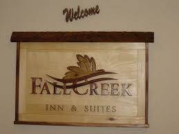 Hand Made Welcome Sign Located At The Fall Creek Inn And Suites In Branson Missouri Amazing Work Fall Creek Cool Photos Welcome Sign
