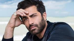 8,778 followers, 203 following, 1,042 posts see instagram photos and videos from simone montedoro official fc (@simonemontedoroofficialfc). Simone Montedoro Eta Altezza Moglie Figli Malattia La Caserma Tutto Su Di Lui Foto Puglia24news It